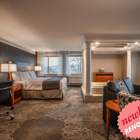Monte Carlo Inn Barrie - Newly Renovated Exterior foto