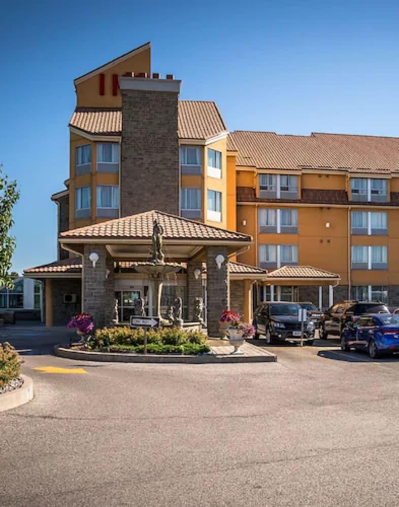 Monte Carlo Inn Barrie - Newly Renovated Exterior foto