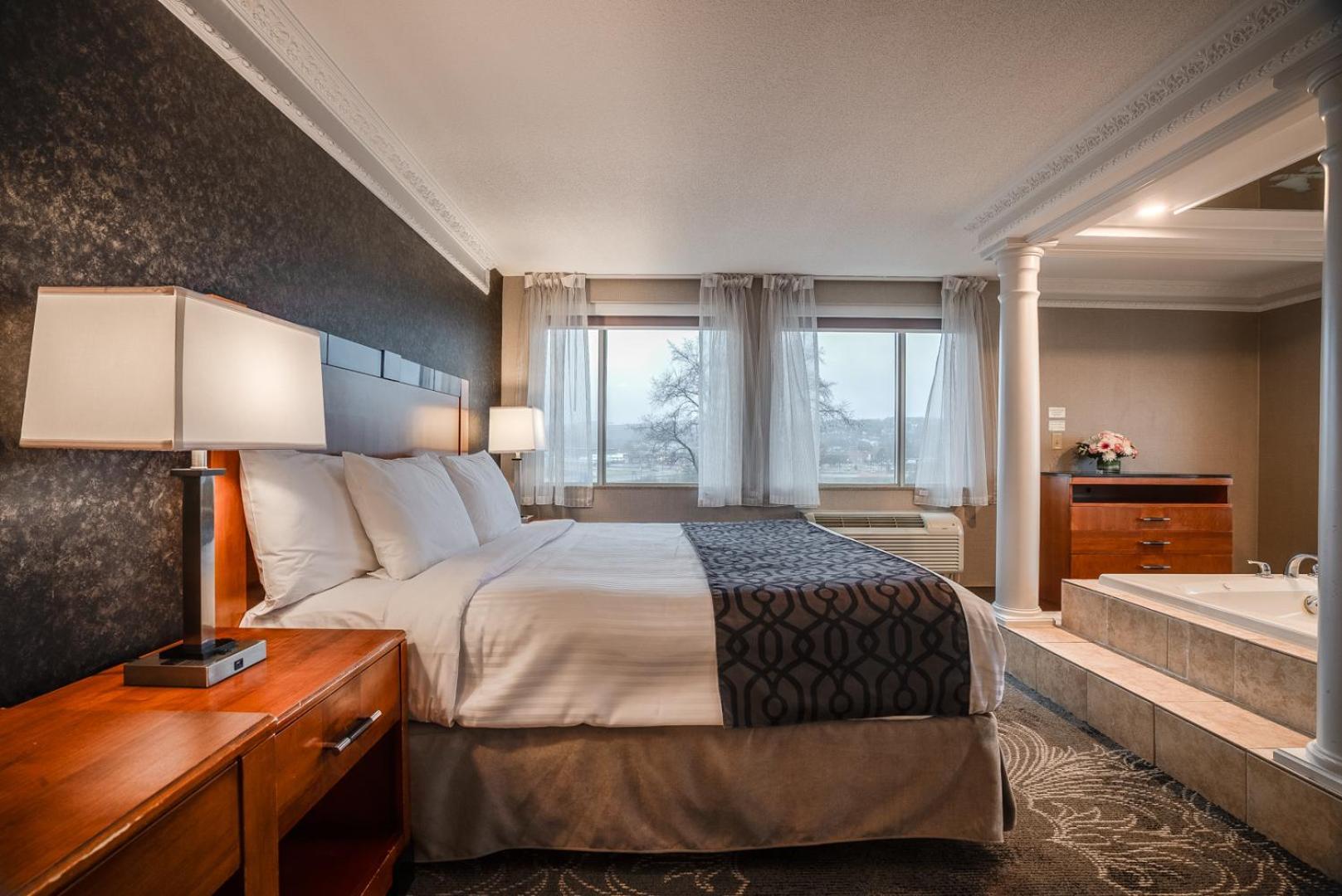 Monte Carlo Inn Barrie - Newly Renovated Exterior foto