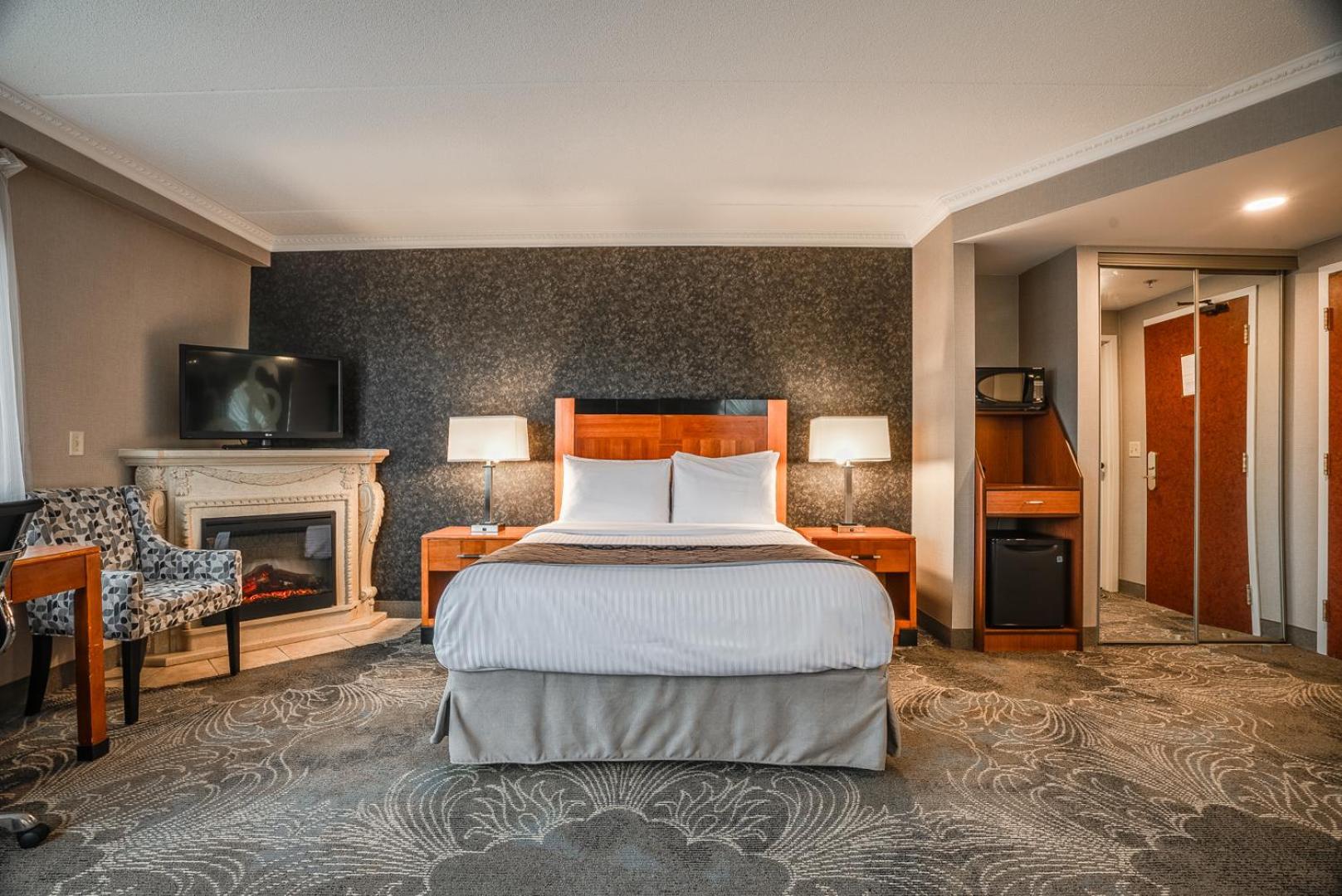 Monte Carlo Inn Barrie - Newly Renovated Exterior foto