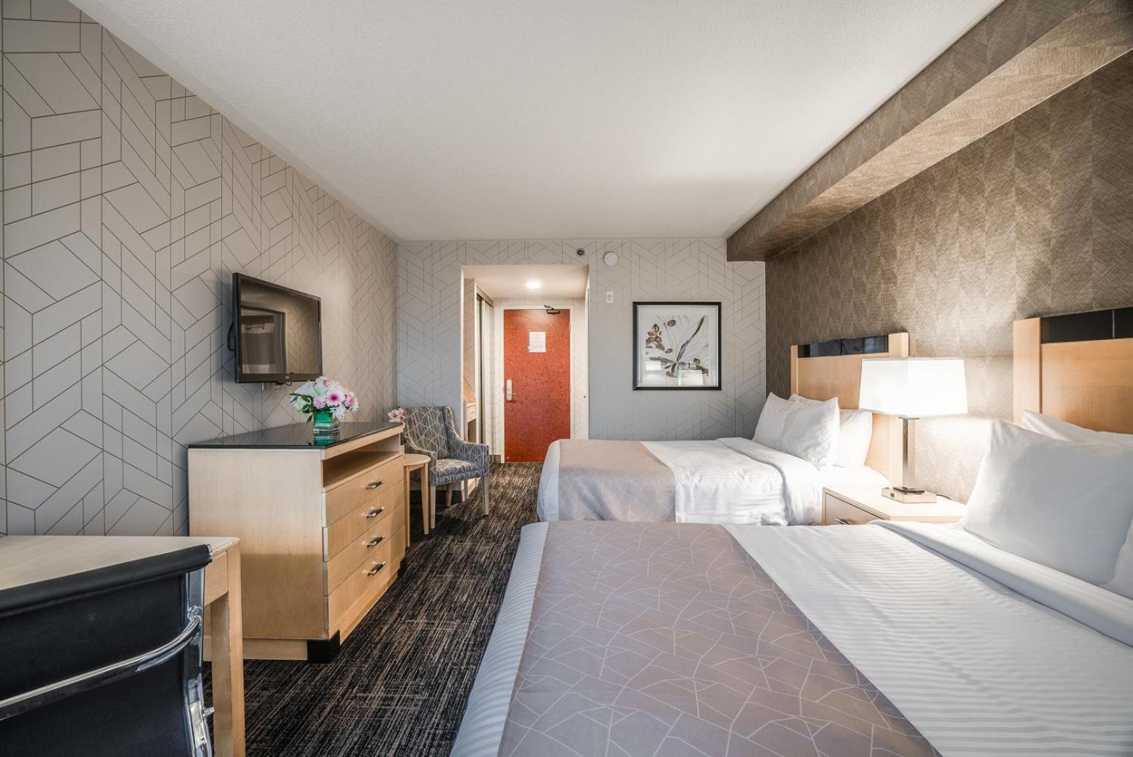 Monte Carlo Inn Barrie - Newly Renovated Exterior foto