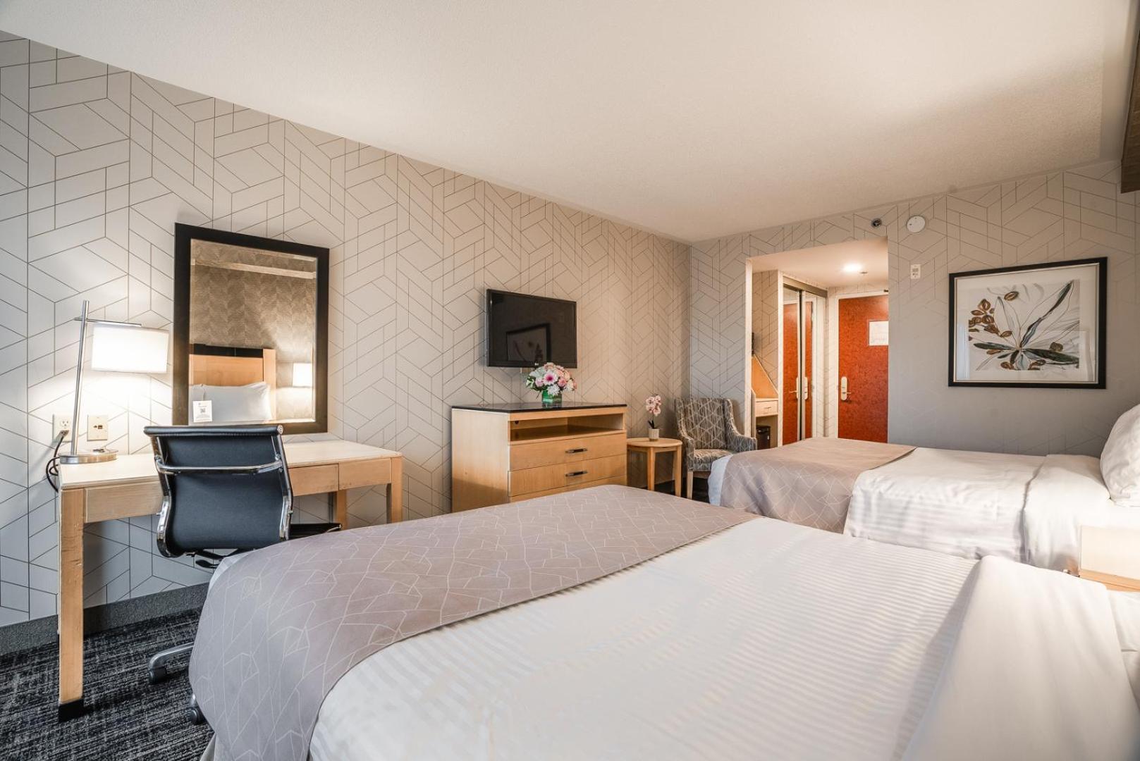 Monte Carlo Inn Barrie - Newly Renovated Exterior foto