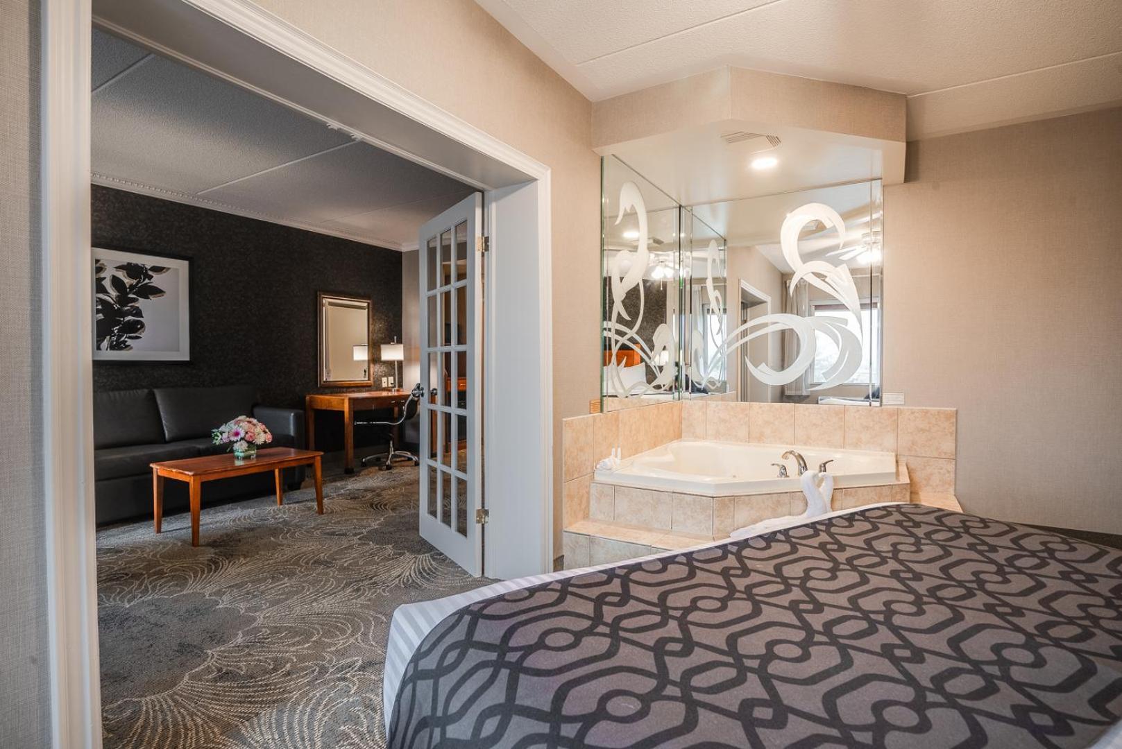 Monte Carlo Inn Barrie - Newly Renovated Exterior foto