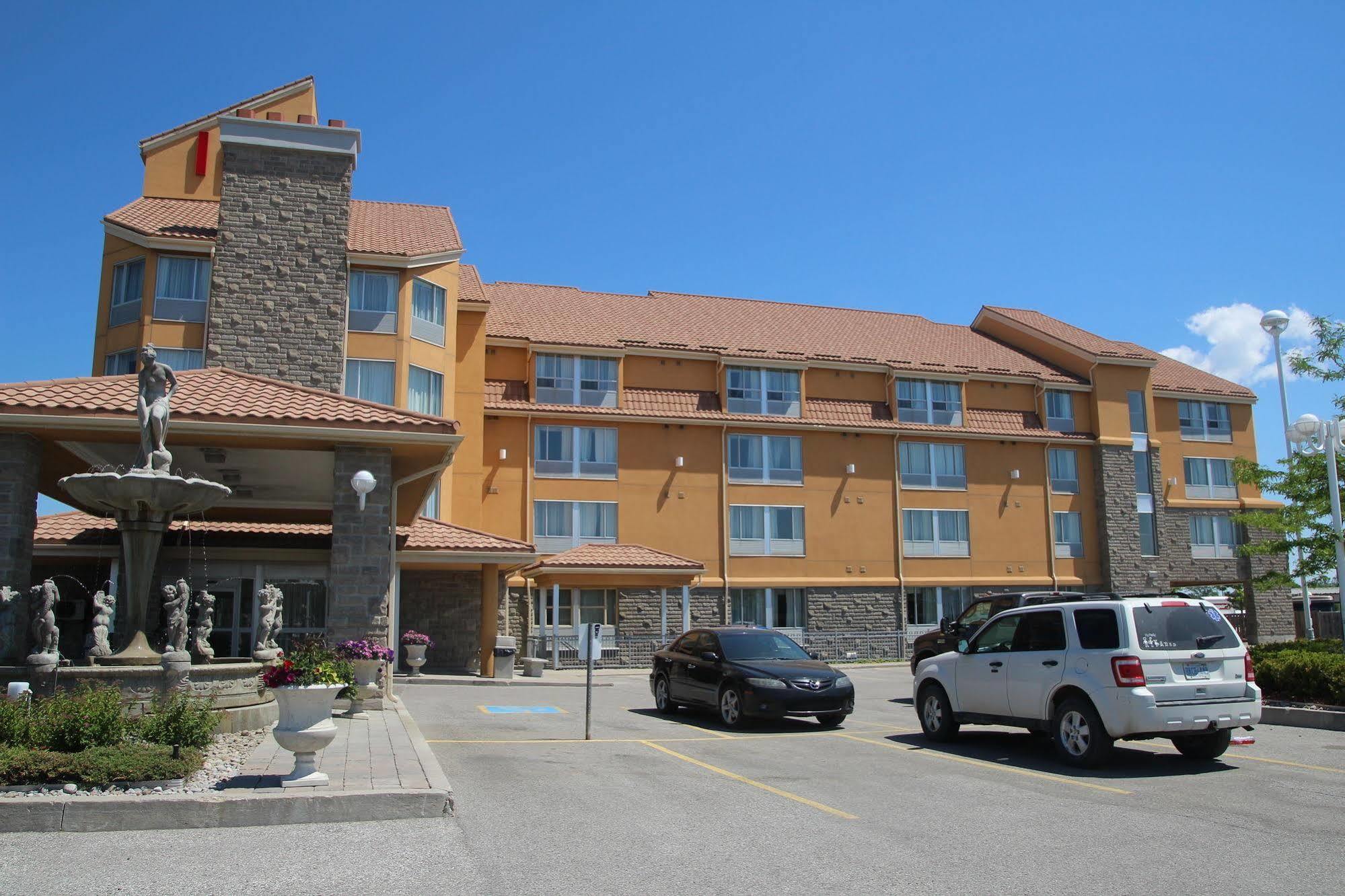 Monte Carlo Inn Barrie - Newly Renovated Exterior foto